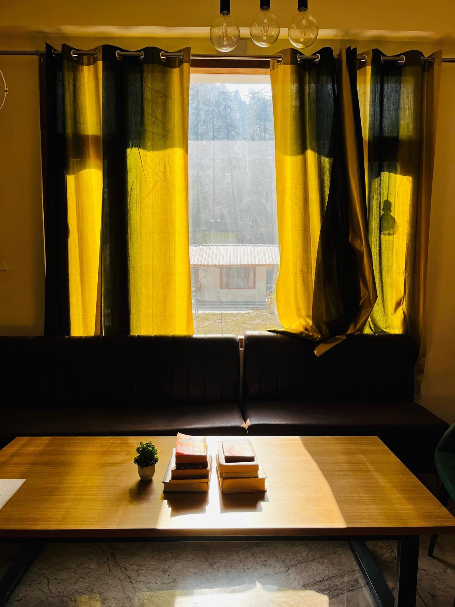 Hotel Adinova Kasol Eksteriør bilde