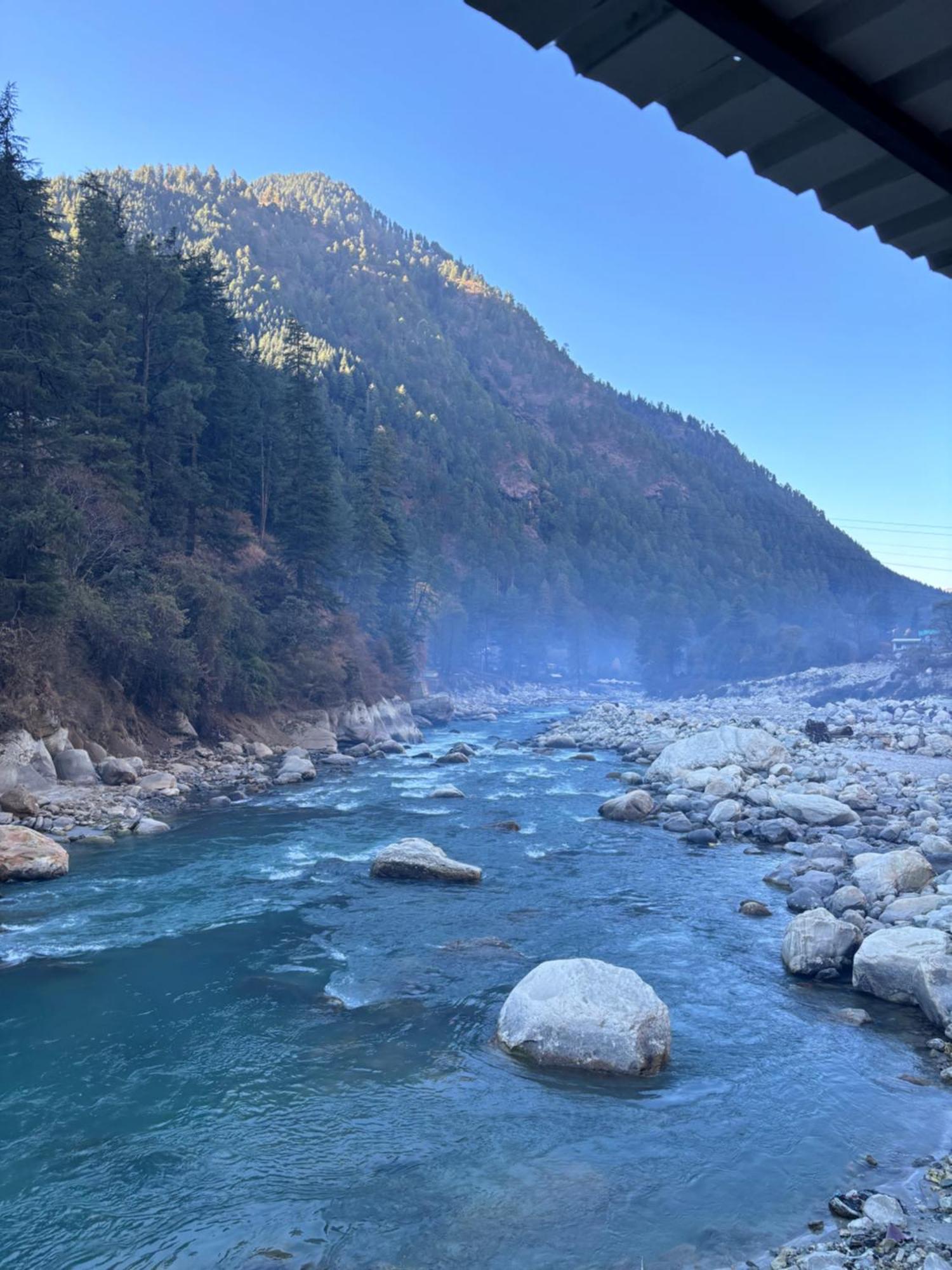 Hotel Adinova Kasol Eksteriør bilde