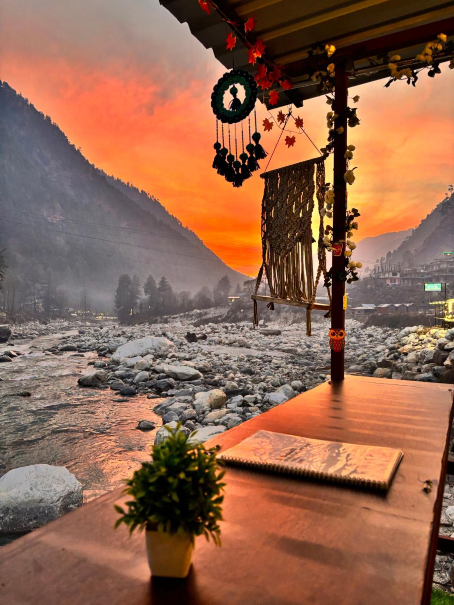 Hotel Adinova Kasol Eksteriør bilde